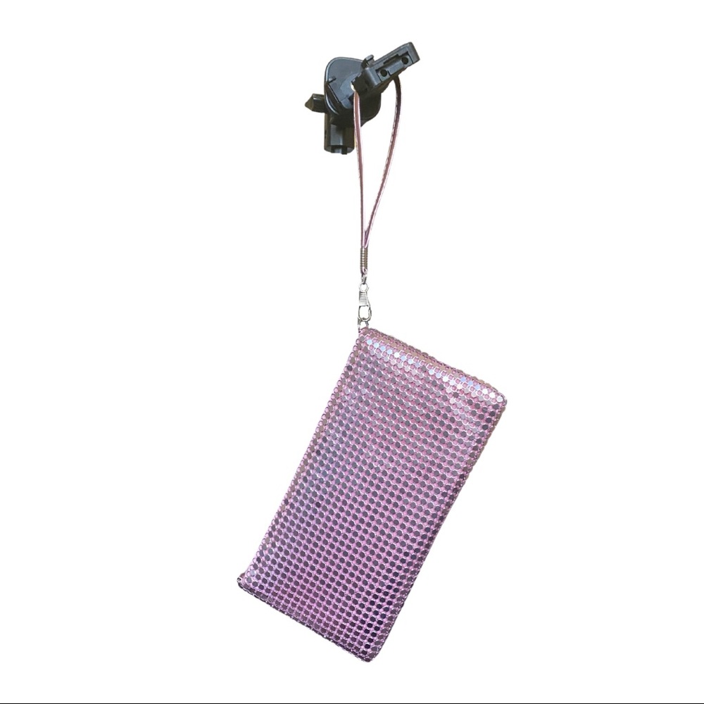 BRAND NEW PINK METALLIC COIN CLUTCH/WRISET! 👛